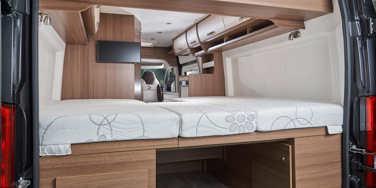 Bravia Swan 636 Van Doppelbett