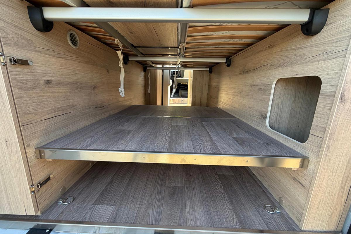 Miller Van 600 neu in weiß